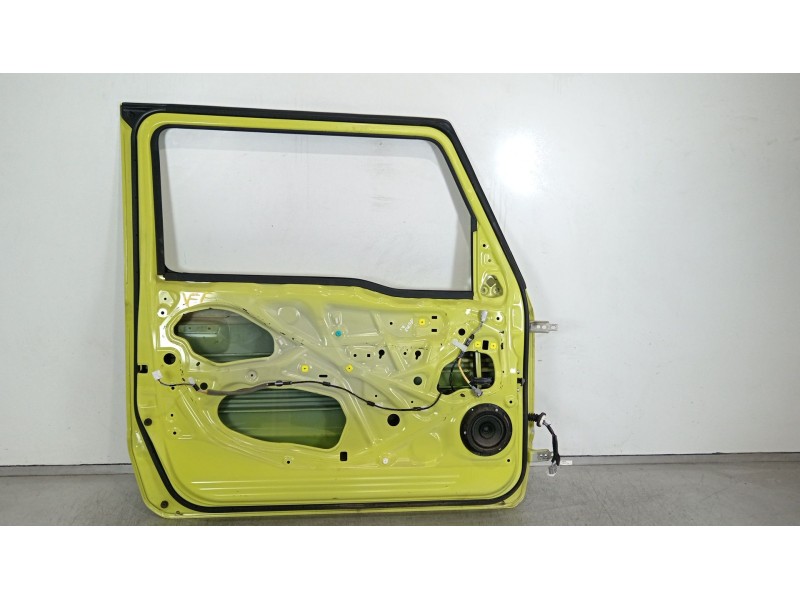 Recambio de puerta delantera izquierda para suzuki jimny todo terreno, cerrada (a6g) 1.5 allgrip referencia OEM IAM 6800277R0100