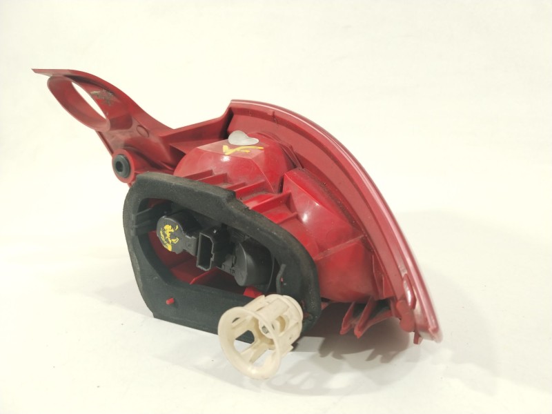 Recambio de piloto trasero izquierdo para seat leon (1p1) 1.9 tdi referencia OEM IAM 1P0945107D 1P0945257B 