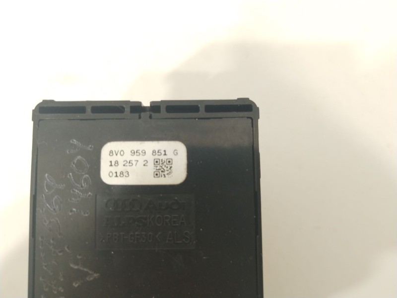 Recambio de mando elevalunas delantero izquierdo para audi q2 (gab, gag) 35 tfsi referencia OEM IAM 8V0959851G  