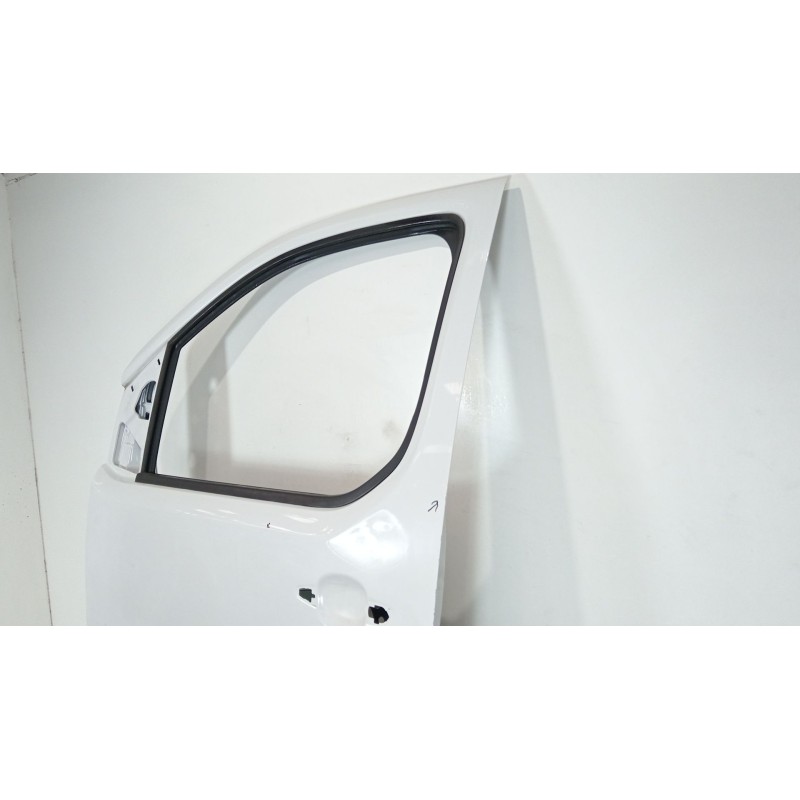 Recambio de puerta delantera izquierda para citroën jumpy iii furgoneta (v_) 1.5 bluehdi 120 referencia OEM IAM 9808082580  