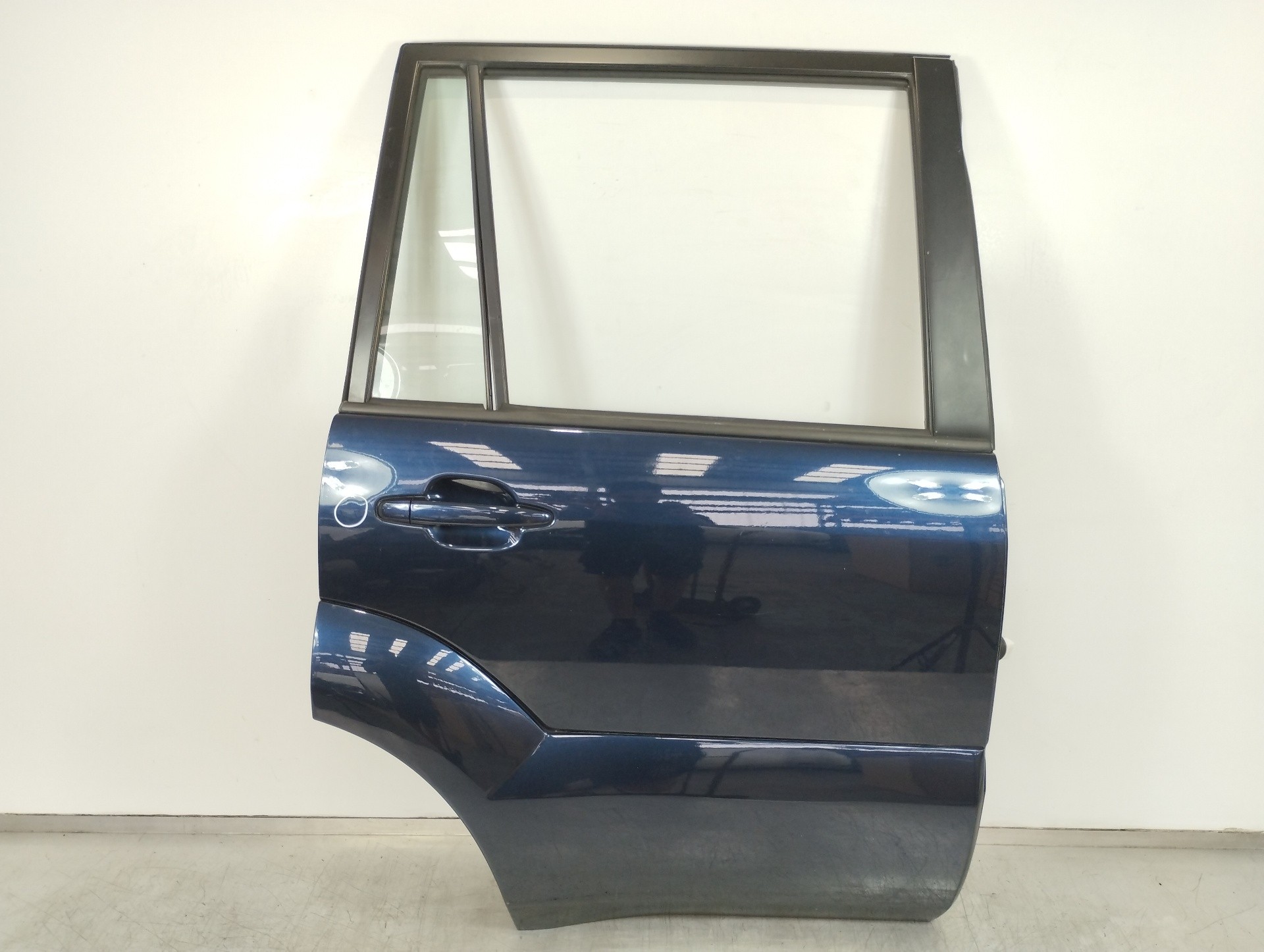 PUERTA TRASERA DERECHA / 5244381 PARA TOYOTA LAND CRUISER J12 3.0 D-4D GX - Imagen 1 de 10