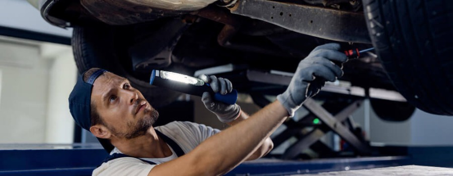 Consejos para el mantenimiento de tu coche con piezas de desguace